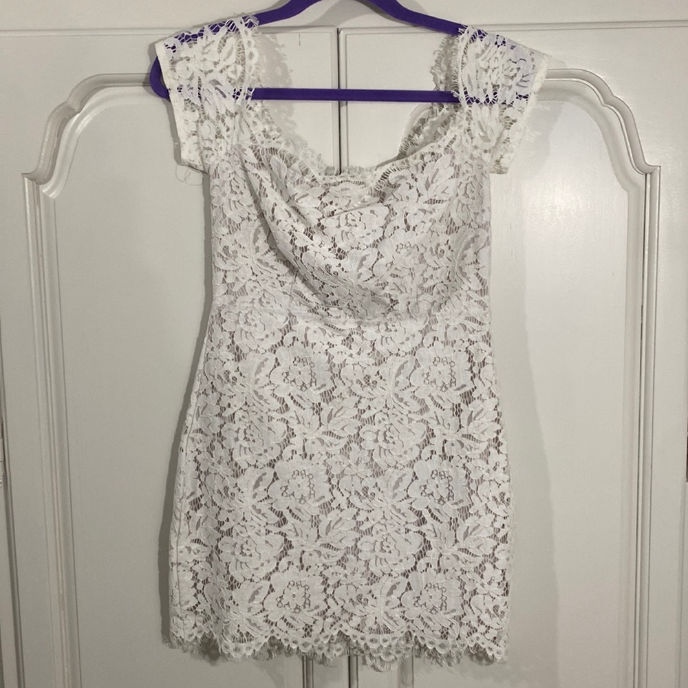 New Women’s Tobi Lacey Tie Up Lined Dress Off Shoulder Off White Ivory Small